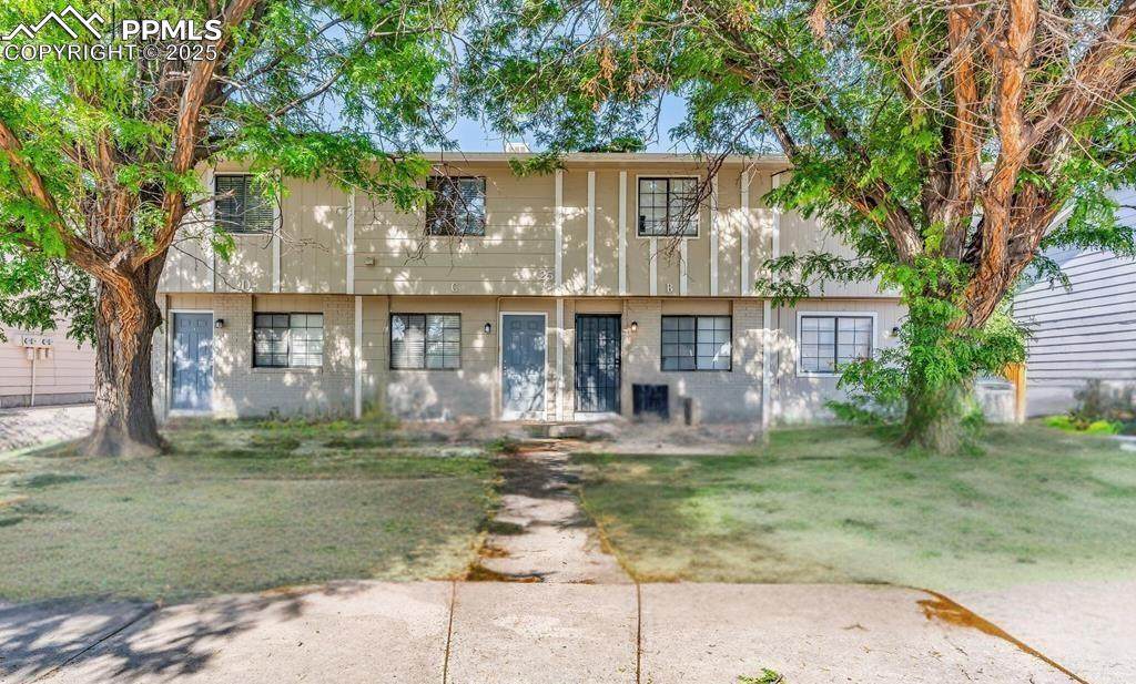 25 Royal Crest Drive - Photo 1