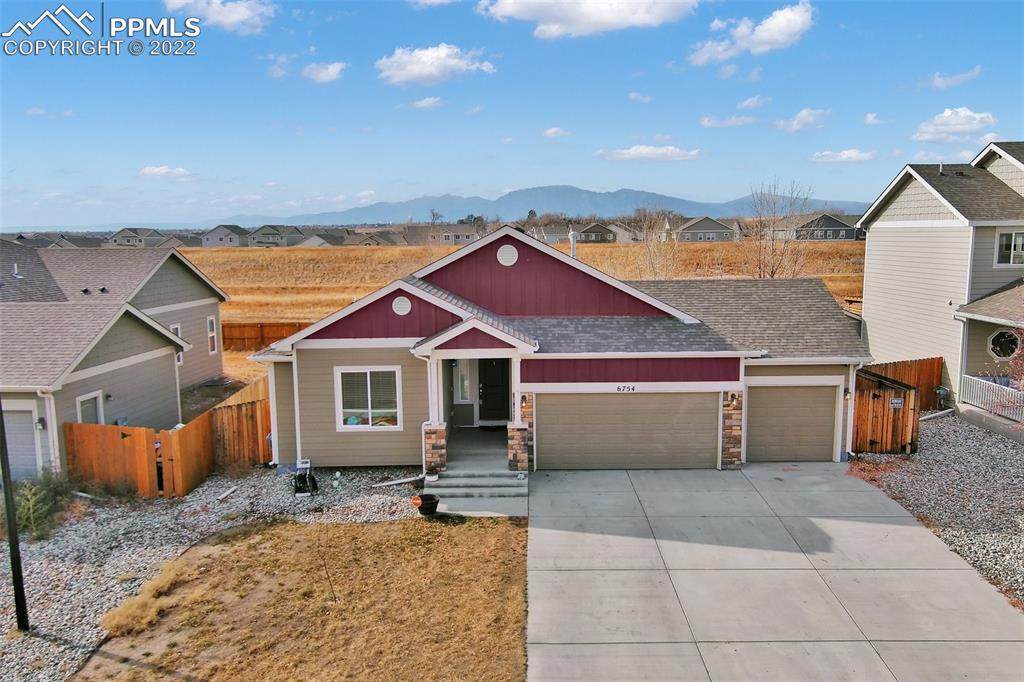 6754 Phantom Way - Photo 1