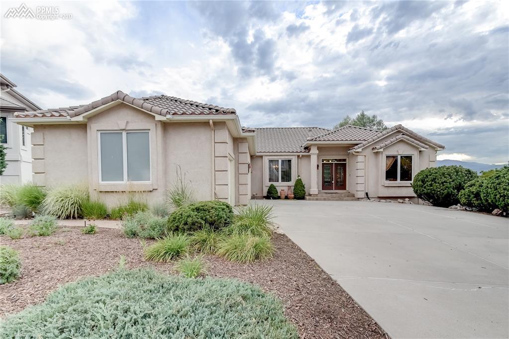 3256 Muirfield Drive - Photo 1