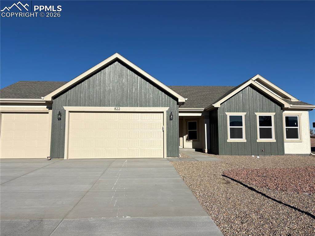 822 Keystone Loop - Photo 1