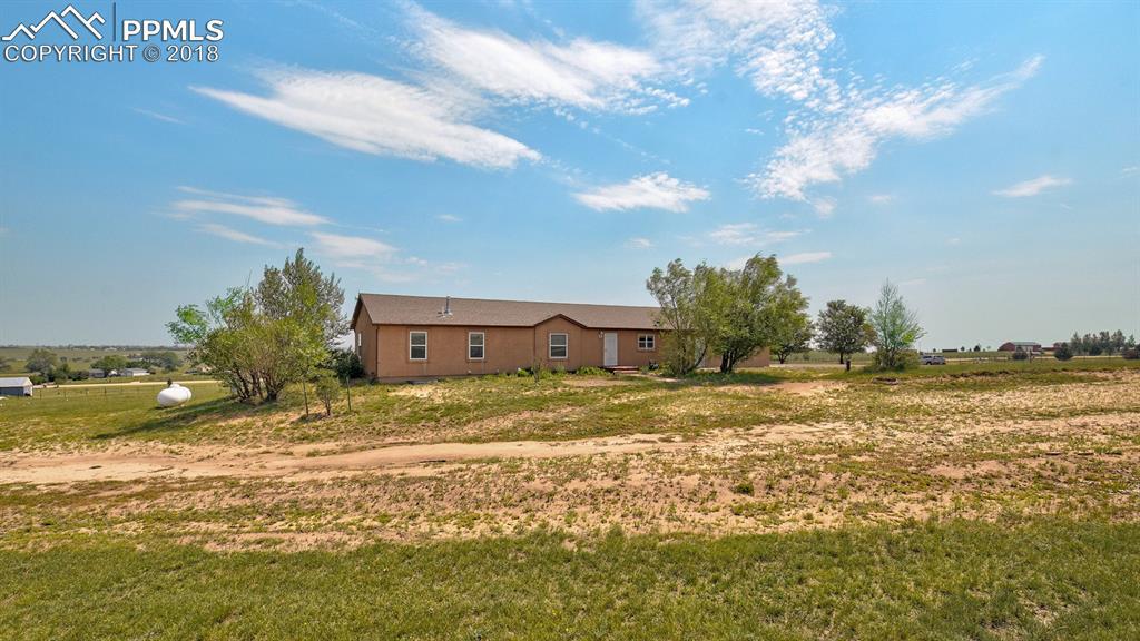 13850 Canter Road - Photo 1