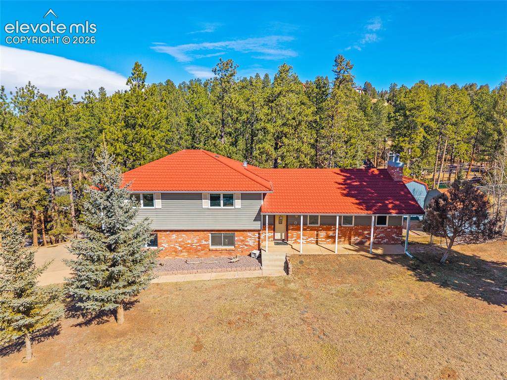 400 Sunnywood Lane - Photo 1