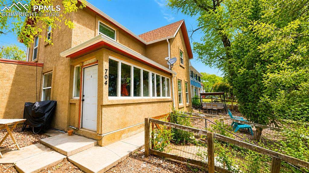 704 Cooper Avenue - Photo 1