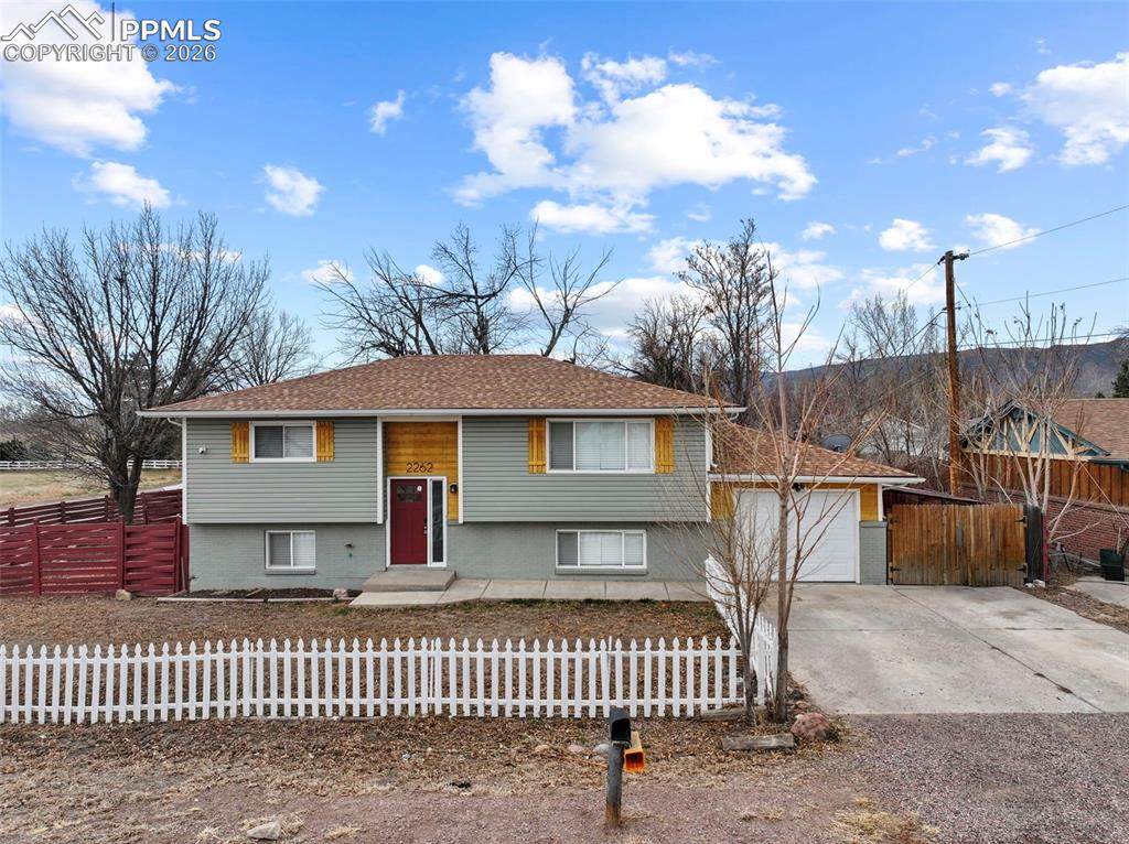 2262 Pear Street - Photo 1