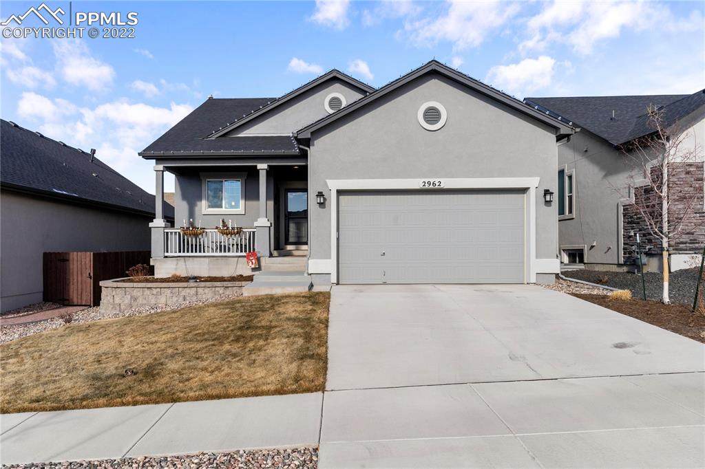 2962 Golden Meadow Way - Photo 1