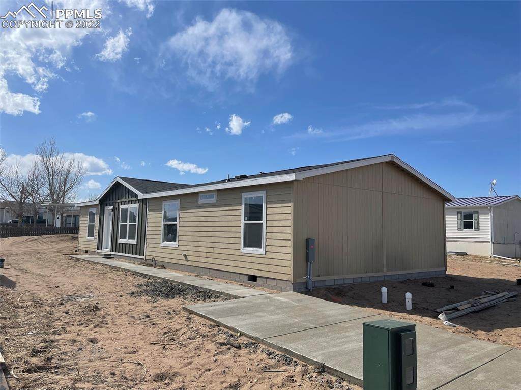 4688 Pipestem Avenue - Photo 1