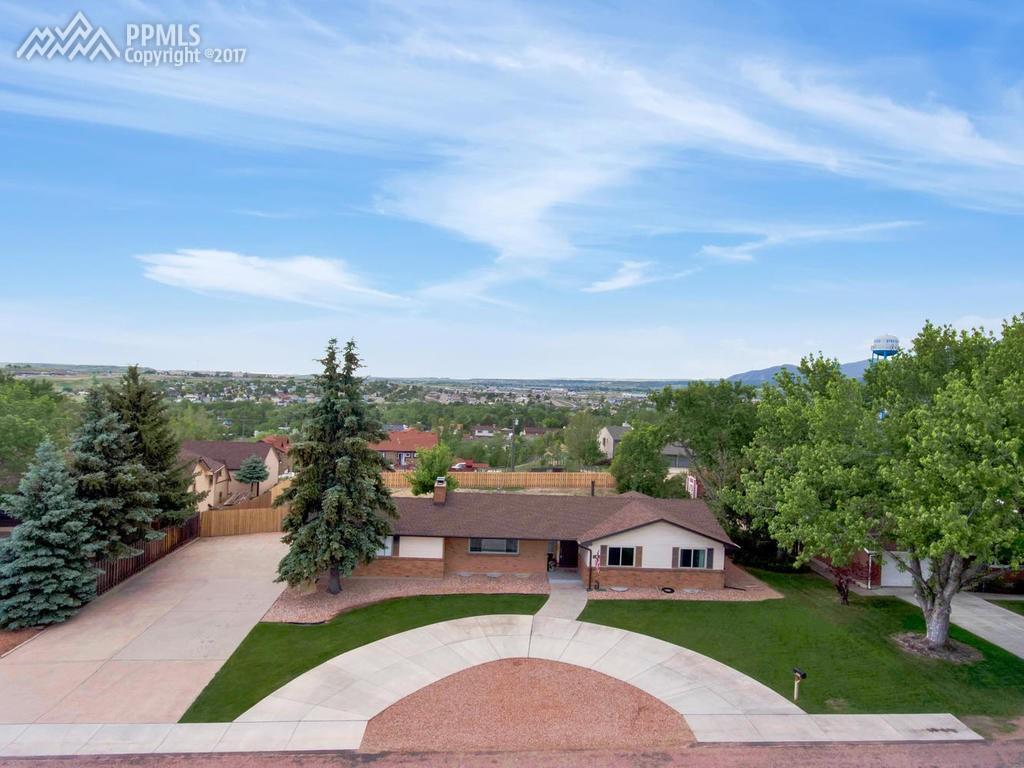 323 Crestridge Avenue - Photo 1