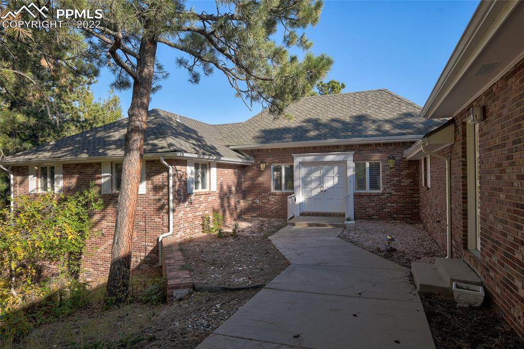 960 Genesis Place - Photo 1