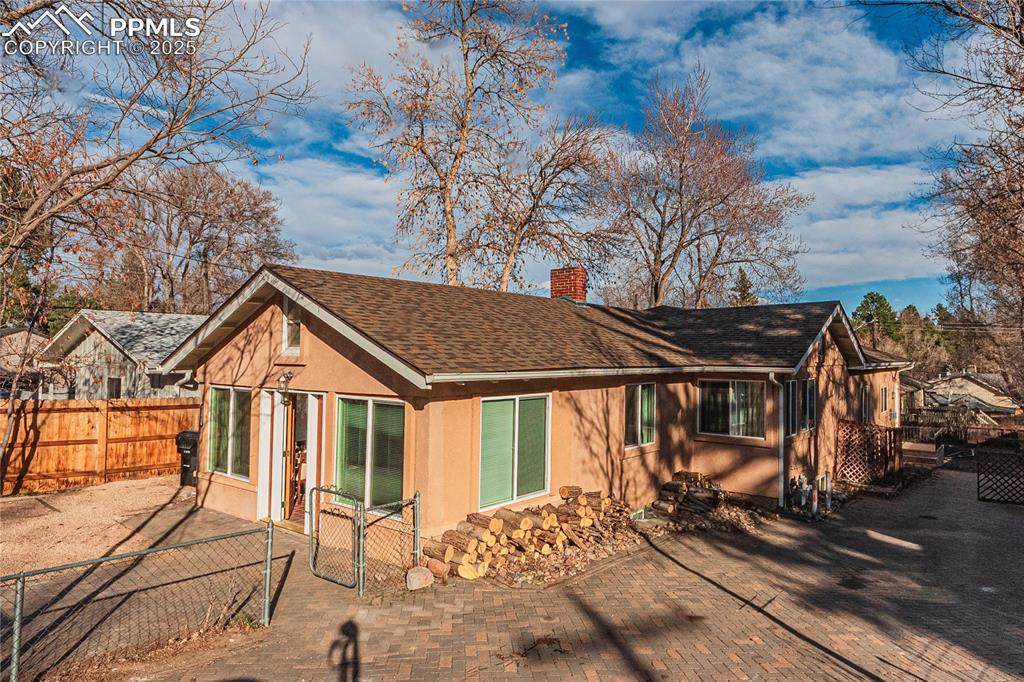 1503 Cheyenne Boulevard - Photo 1