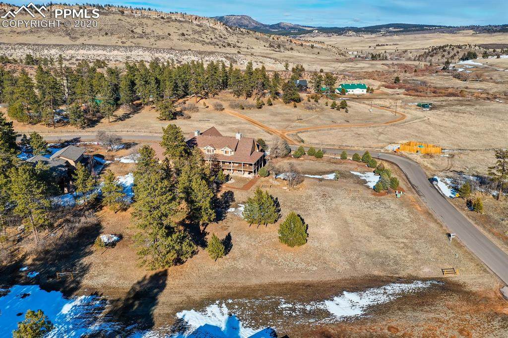 8370 Bannock Road - Photo 1
