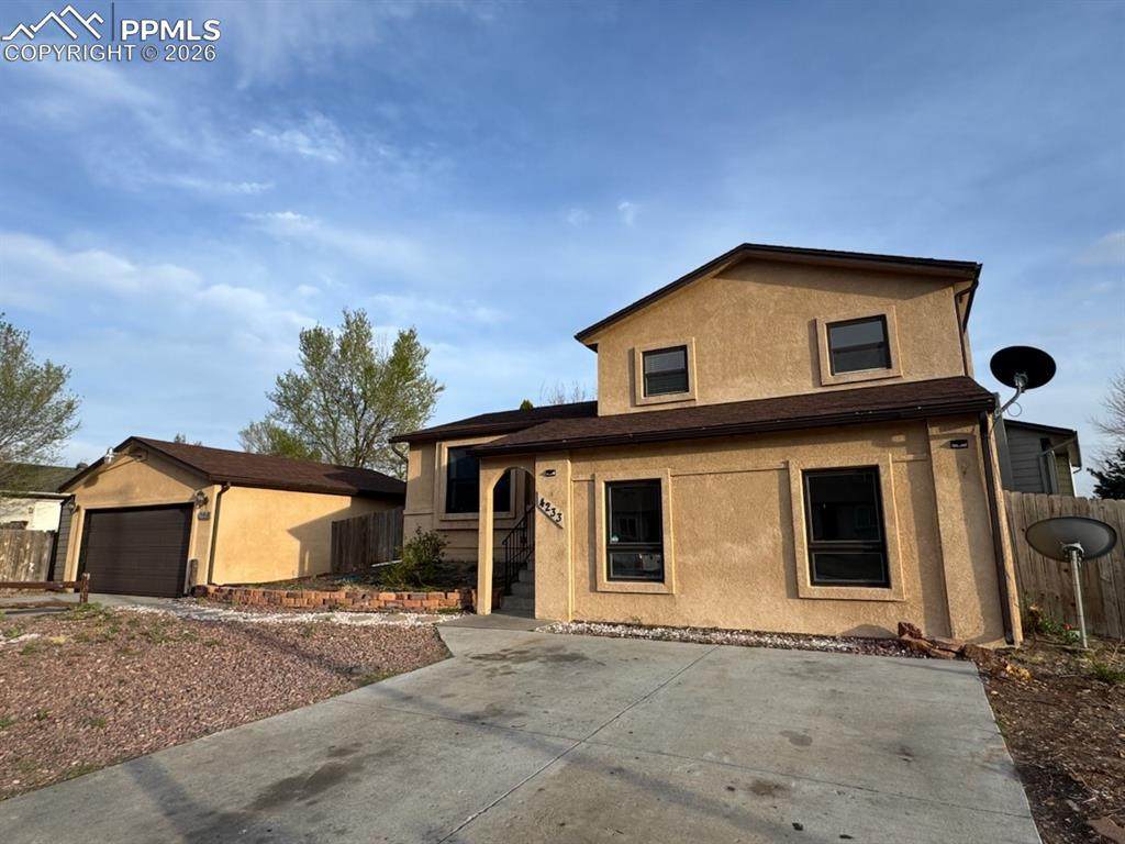 4233 Moonbeam Drive - Photo 1