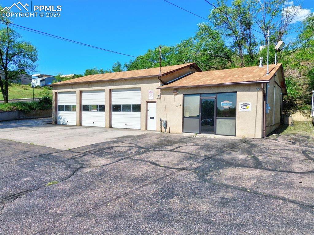 520 8th Street - Photo 1