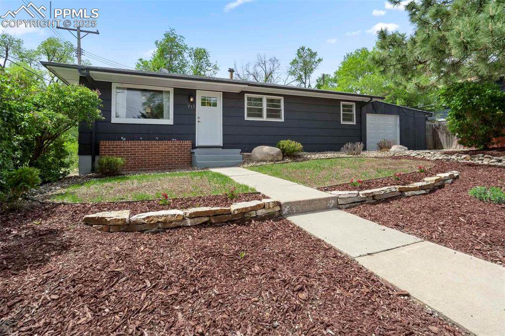 717 Monroe Street - Photo 1