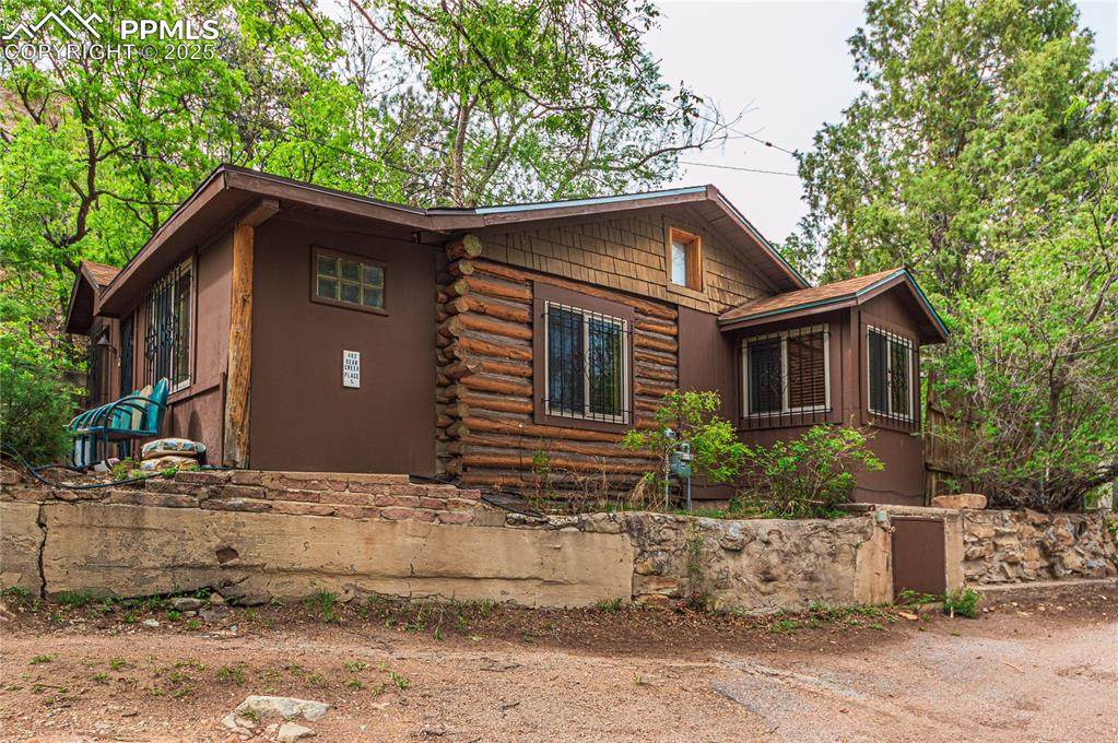 480 Bear Creek Place - Photo 1