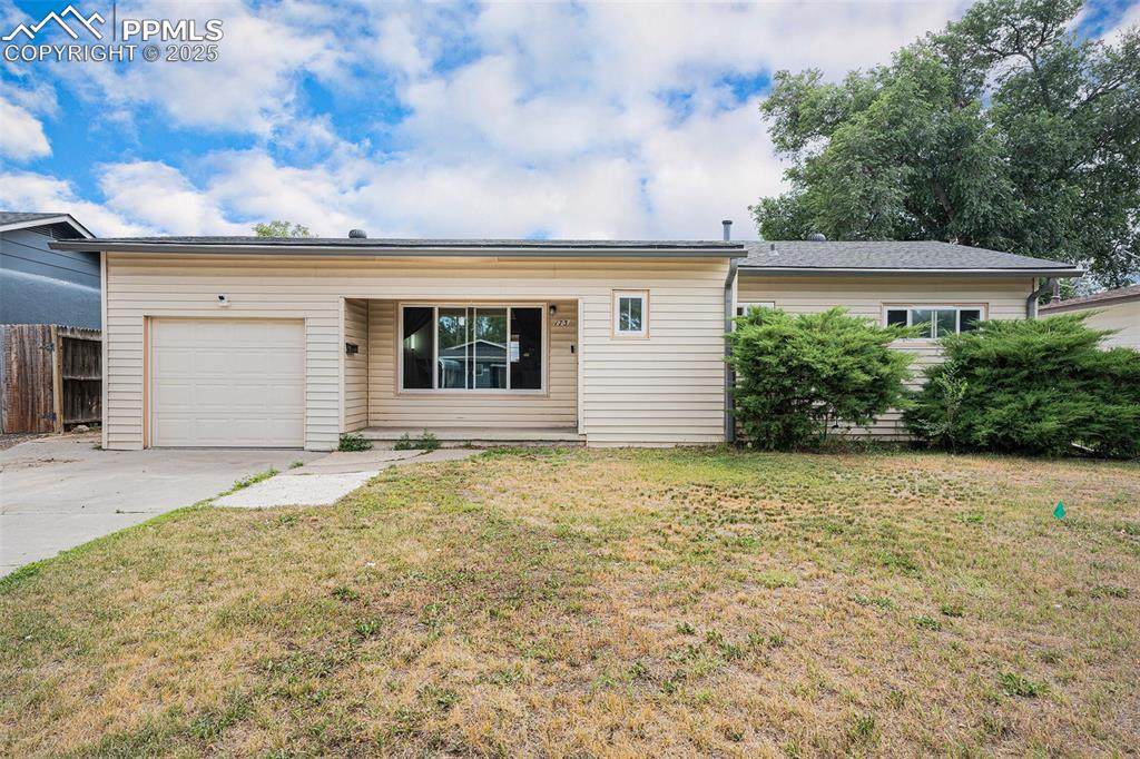 173 Norman Drive - Photo 1