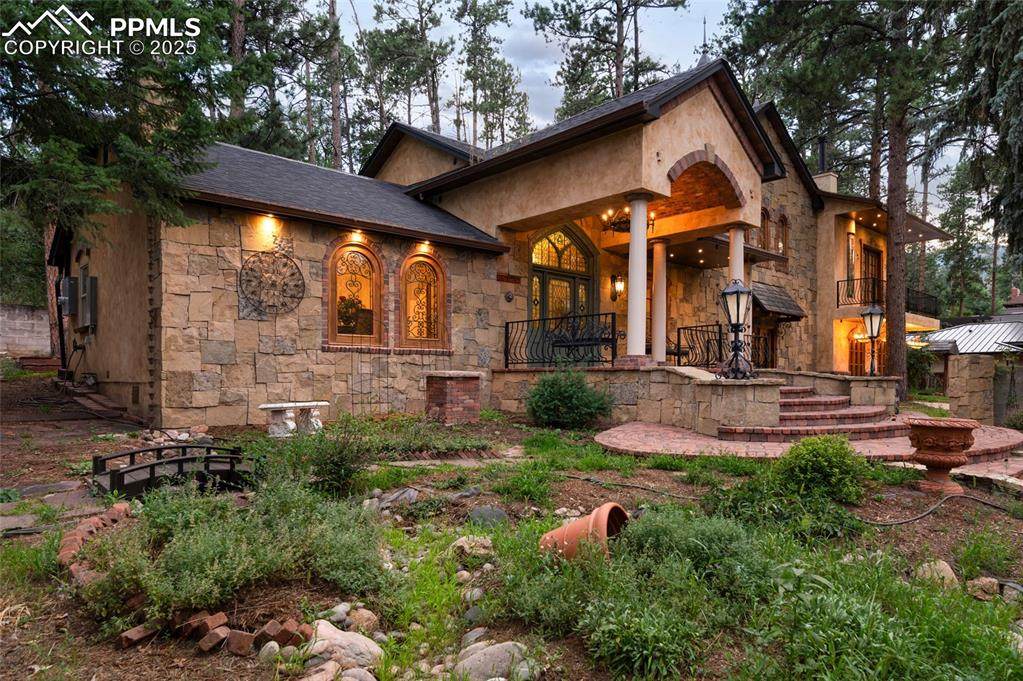 1815 Pine Grove Avenue - Photo 1