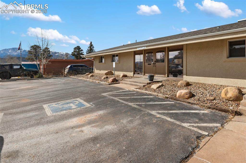 350 Pine Street - Photo 1