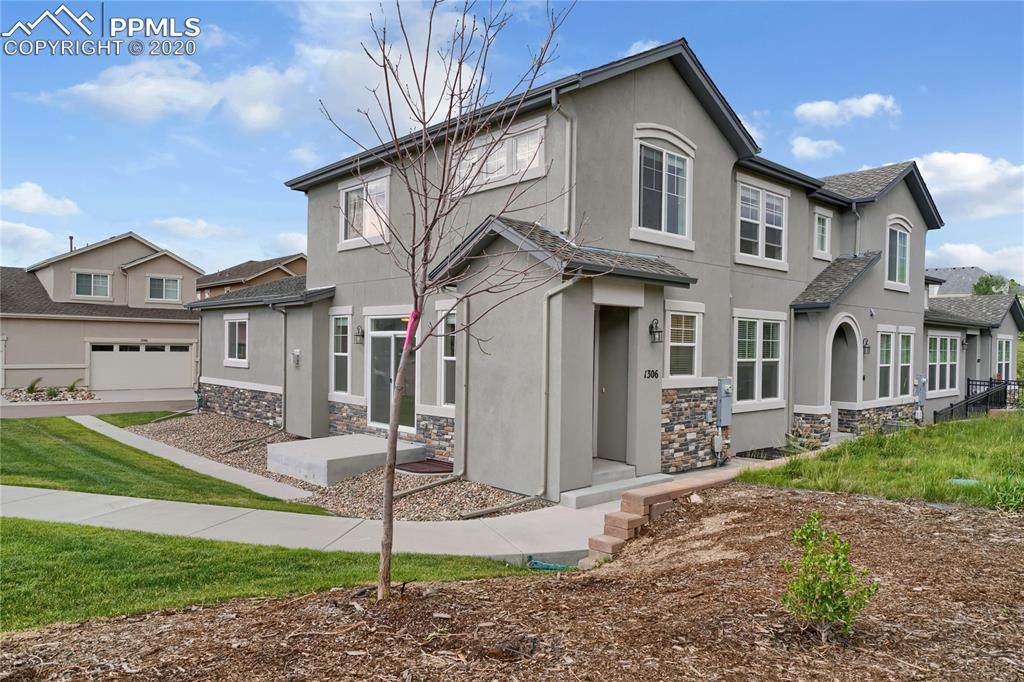 1306 Promontory Bluff View - Photo 1