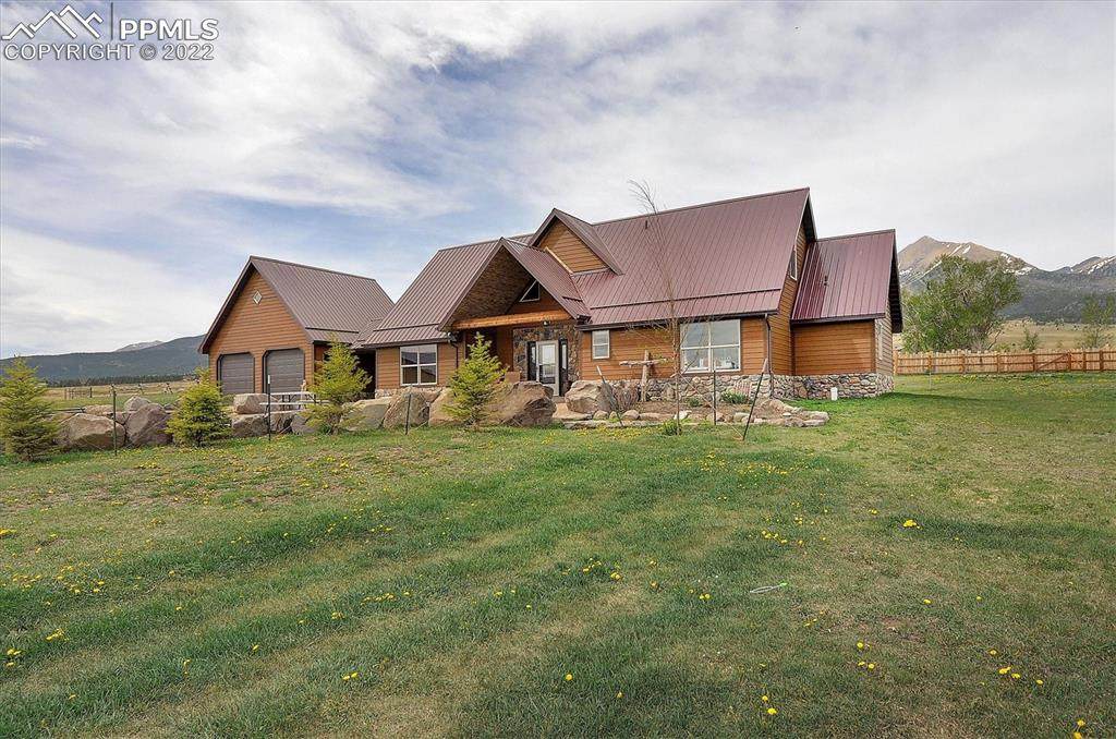 571 Dry Creek Drive - Photo 1