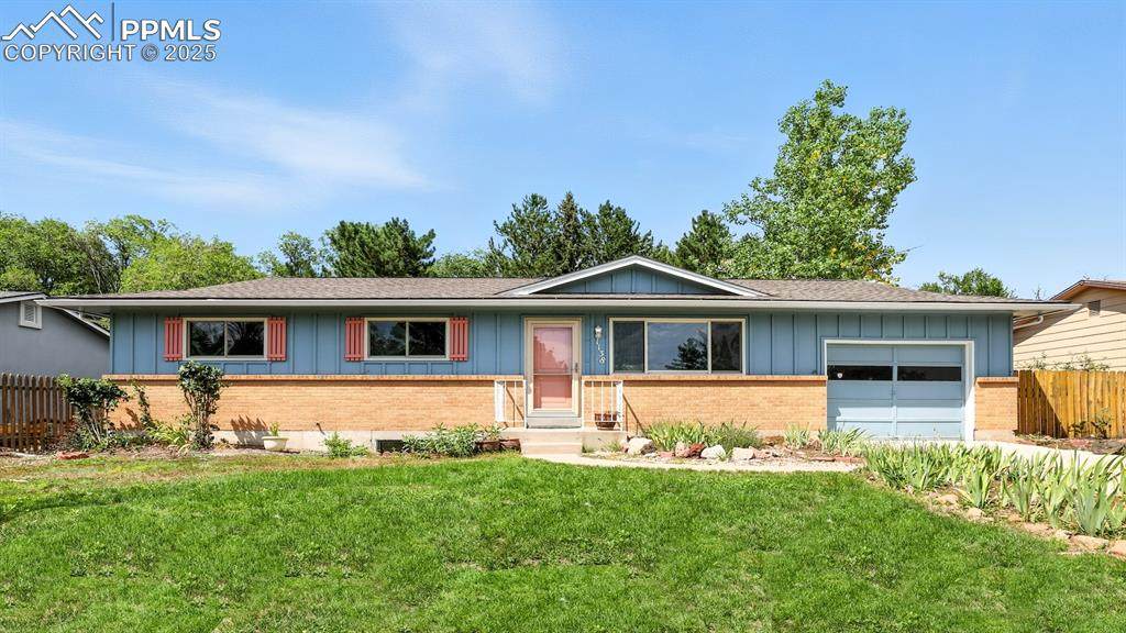 1138 Tulip Place - Photo 1