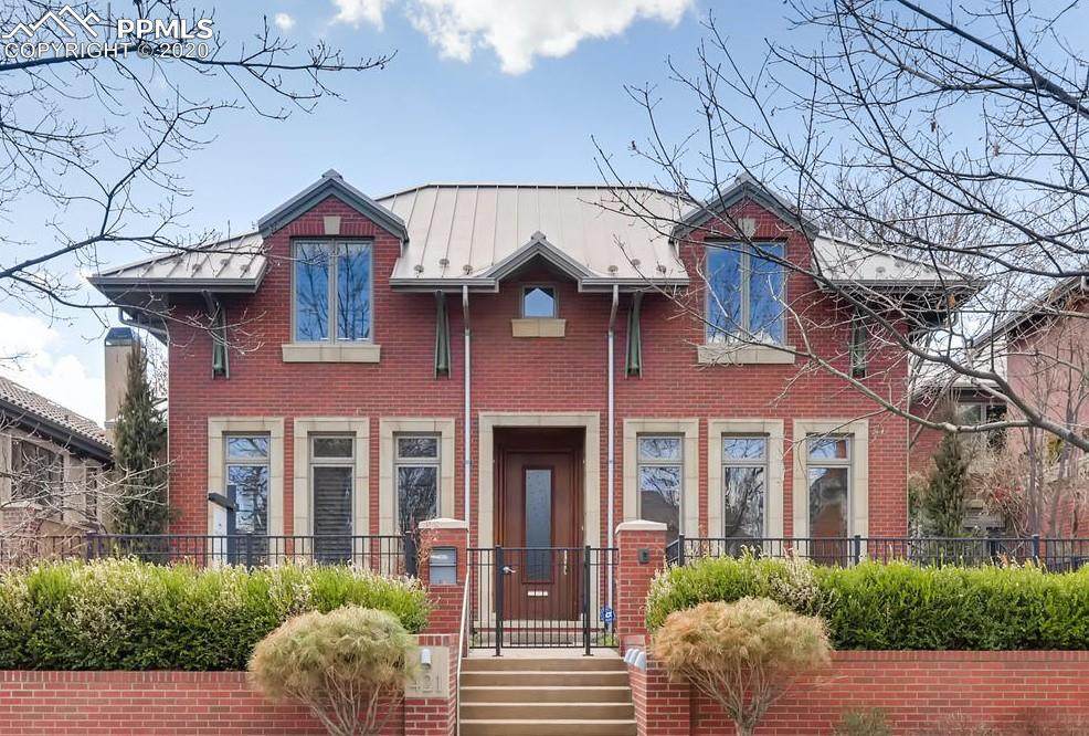 421 Cook Street - Photo 1