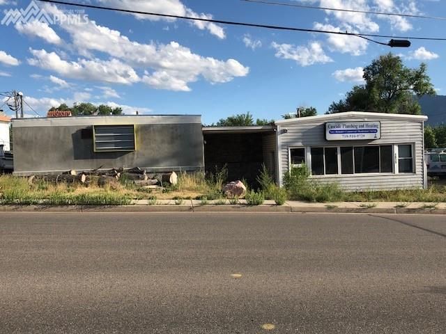 1015 Fountain Boulevard - Photo 1