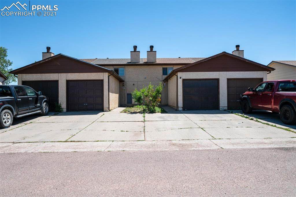 321 Trapper Lane - Photo 1
