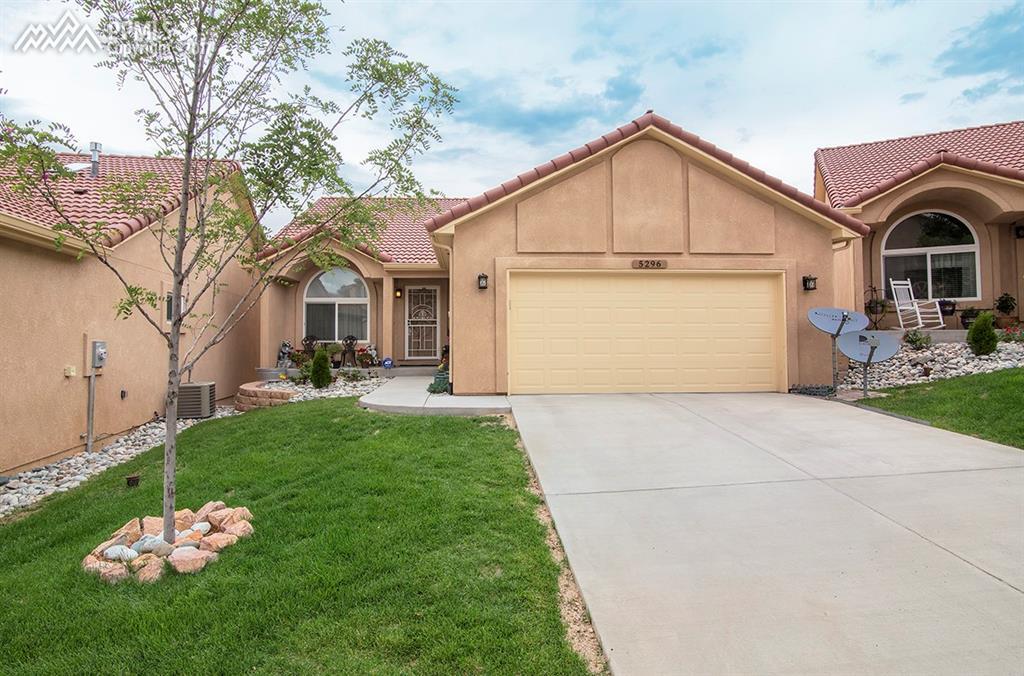 5296 Mountain Peak Point - Photo 1