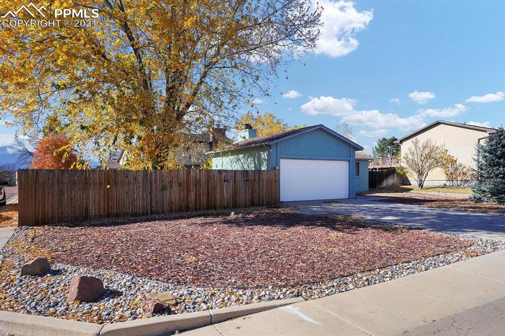 2140 Bula Drive - Photo 1