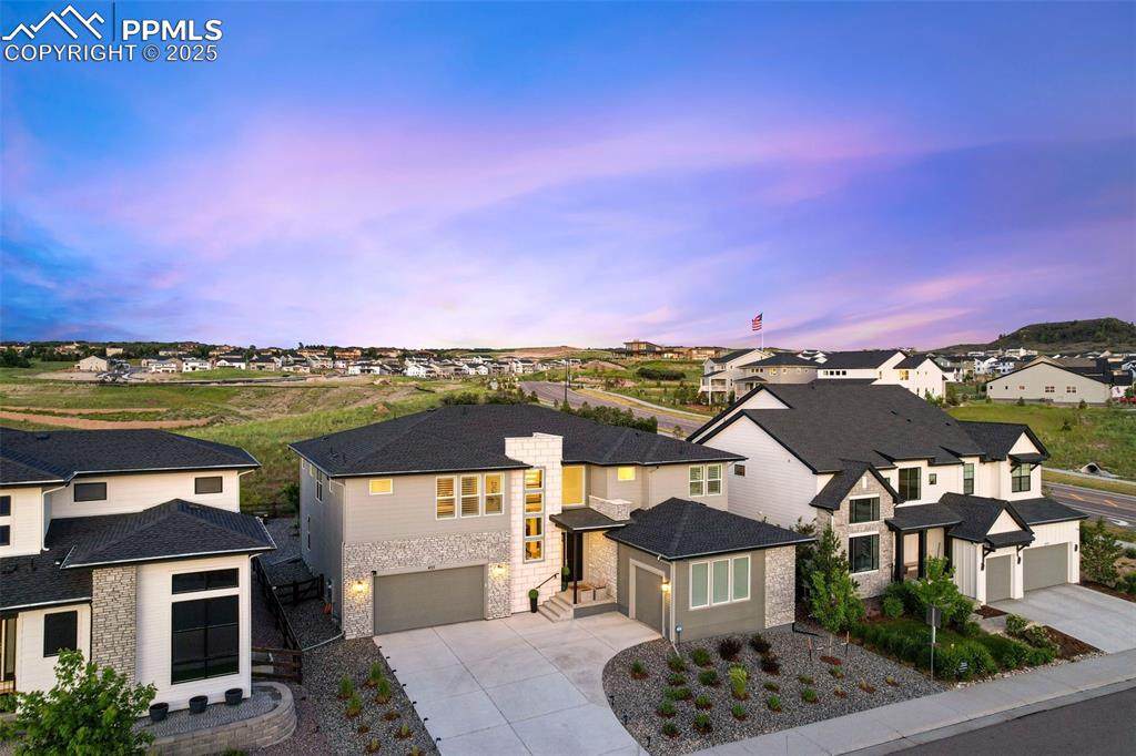 455 Rogers Way - Photo 1