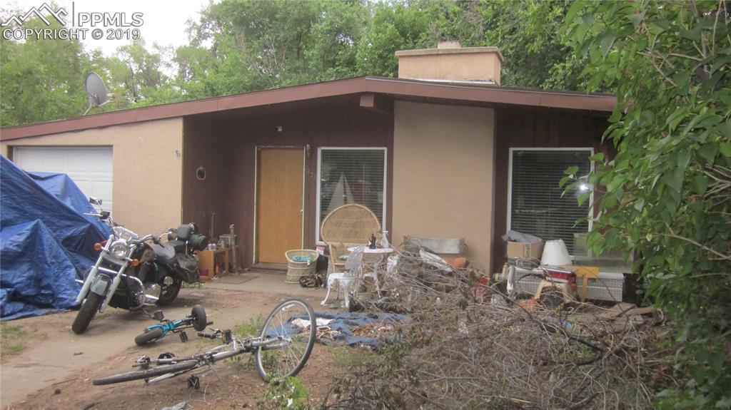 2423 Dale Street - Photo 1