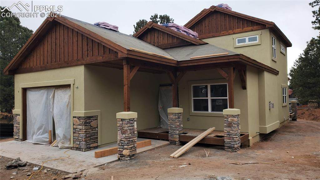 523 Gunnison Avenue - Photo 1