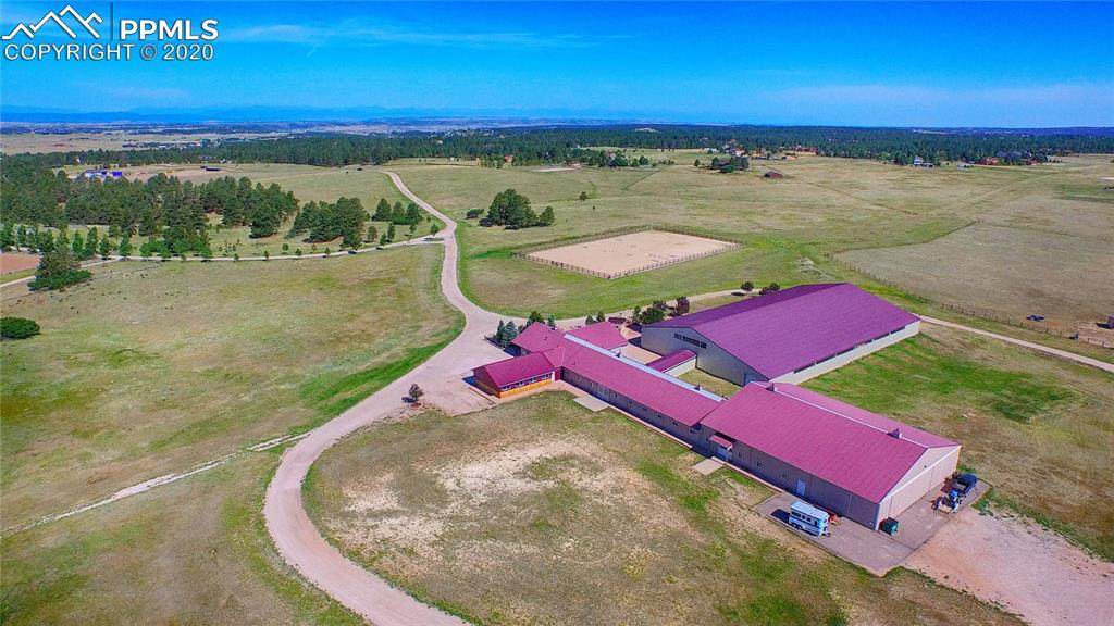 2074 Summit Road - Photo 1