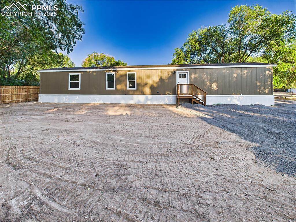 262 Kipling Drive - Photo 1