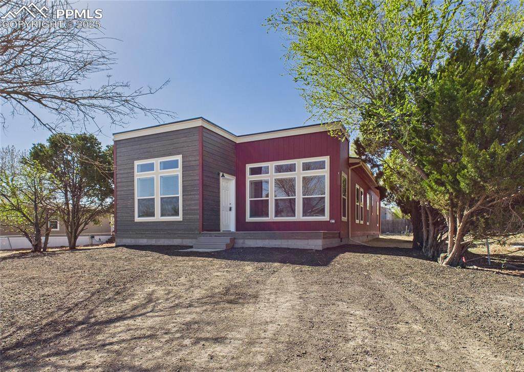 128 Byrd Drive - Photo 1