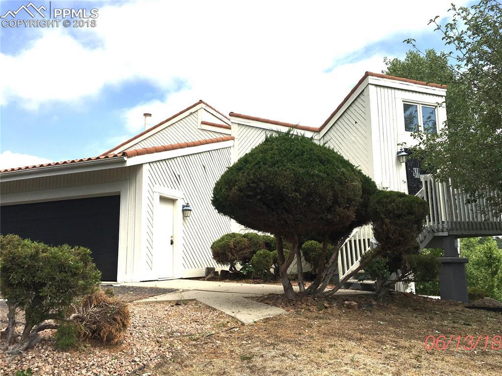 465 Roxbury Circle - Photo 1