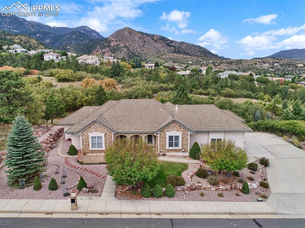 580 Vista Grande Drive - Photo 1