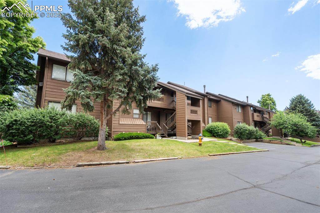 3021 Capstan Way - Photo 1