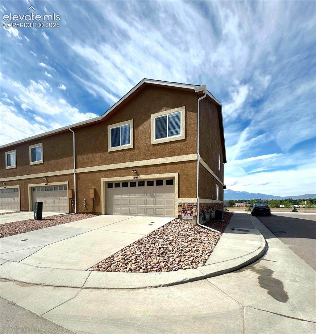 1694 Sandtoft Heights - Photo 1