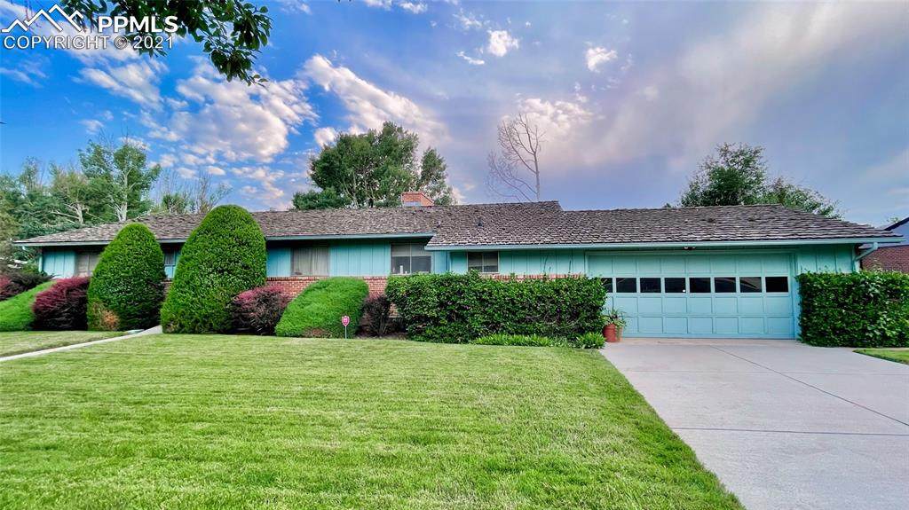 2912 Country Club Drive - Photo 1
