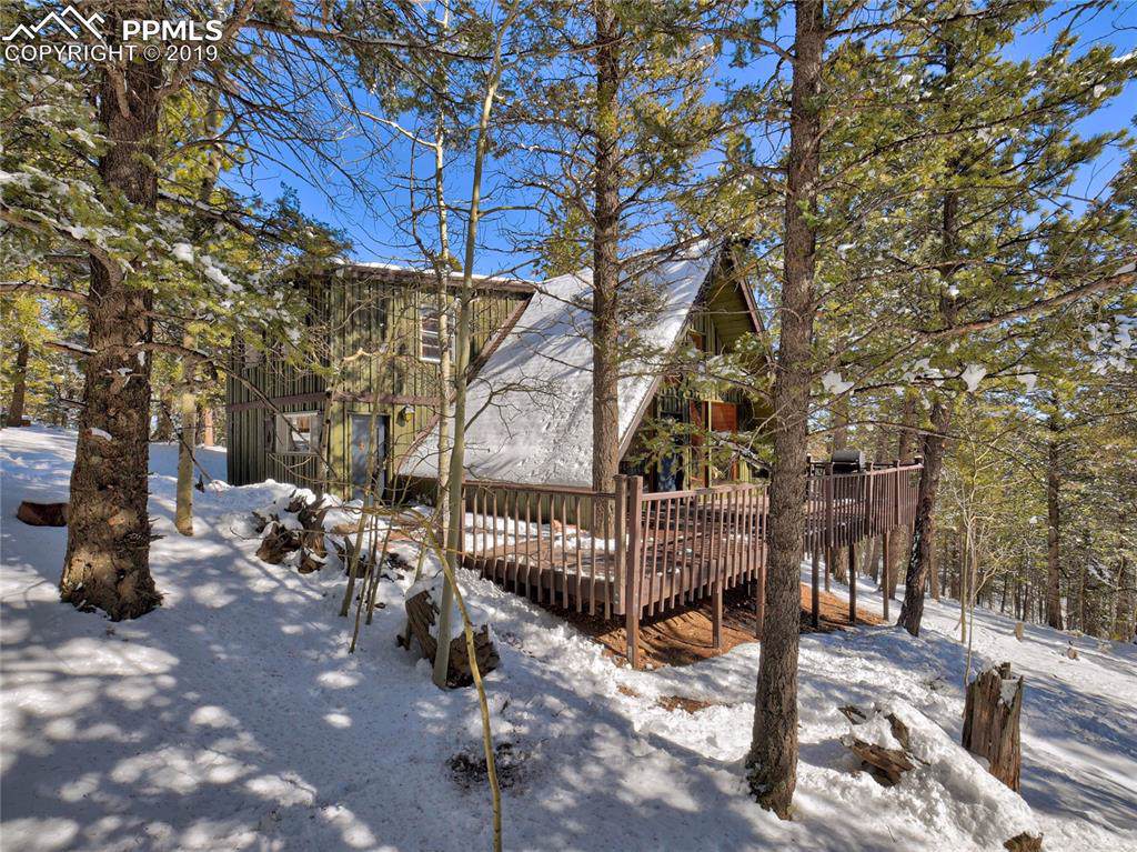 214 Skyline Drive - Photo 1