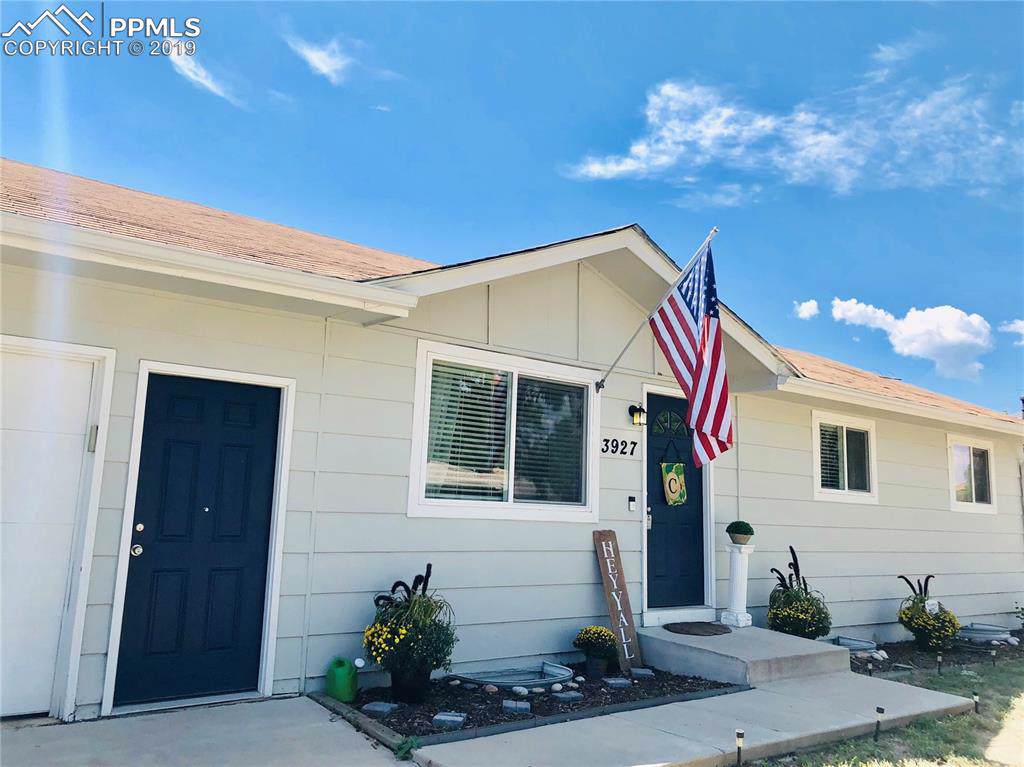 3927 Shelley Avenue - Photo 1