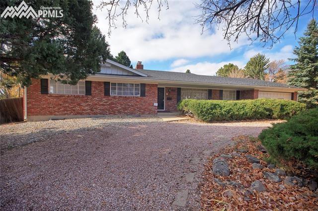2506 Fairview Circle - Photo 1