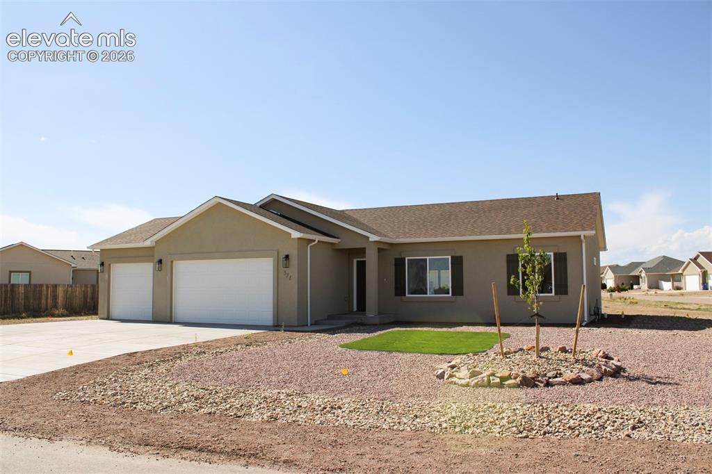 571 Campbell Drive - Photo 1