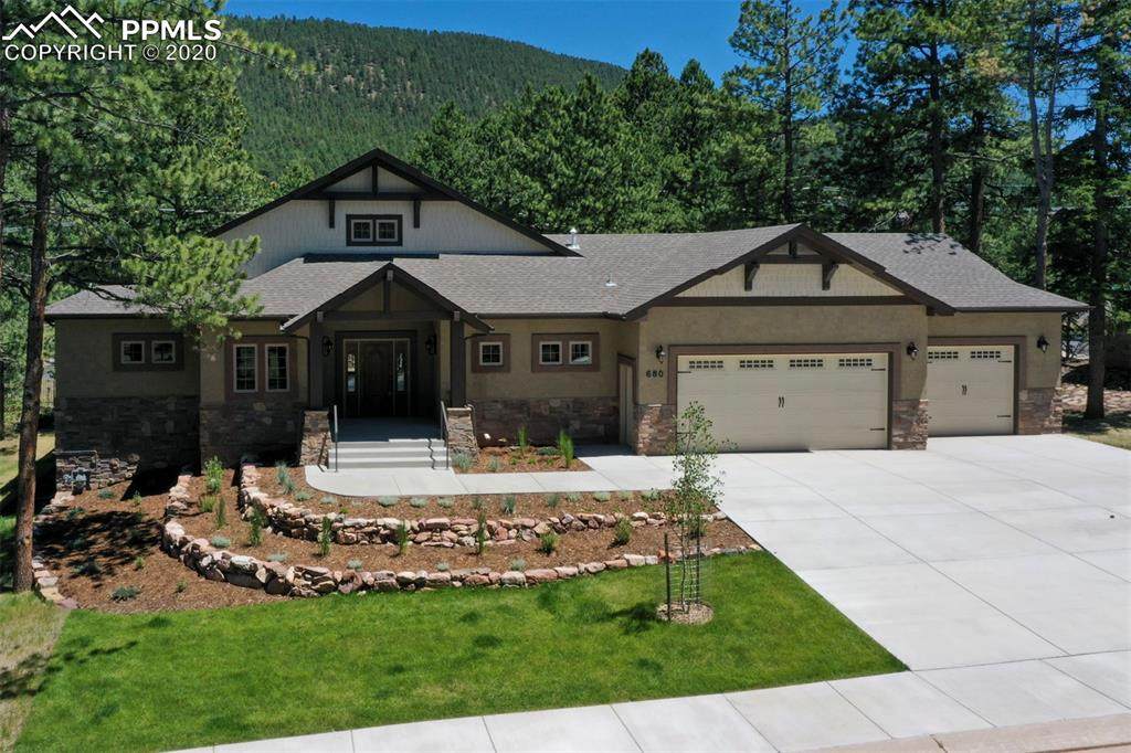 680 Chipmunk Drive - Photo 1
