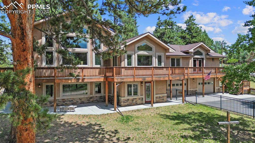 140 Blue Sky Avenue - Photo 1