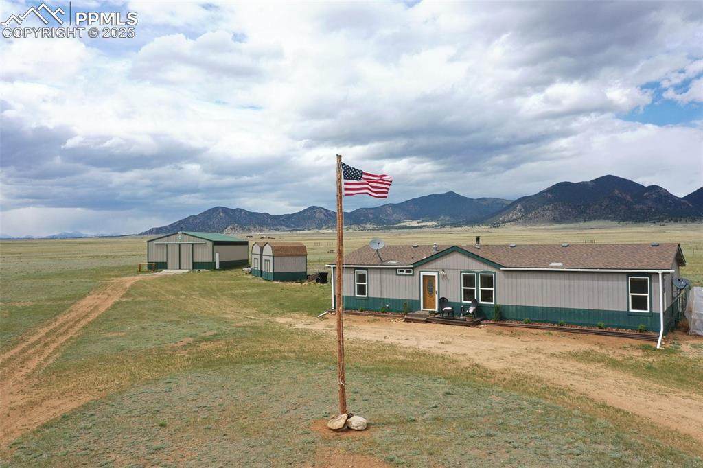 463 Snowshoe Lane - Photo 1