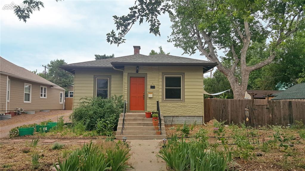 1115 Hancock Avenue - Photo 1