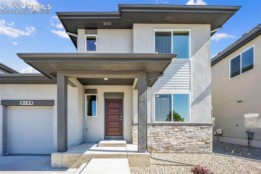 8148 Manor House Way - Photo 1