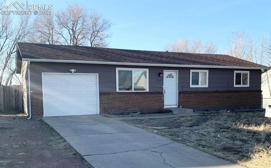 3595 Darkwood Place - Photo 1